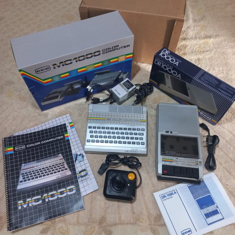 Hiper Completo Kit CCE Color Computer MC1000 e DR-1000A C/ Caixas e Manuais